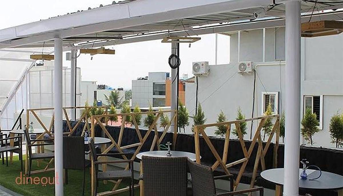 Dr. Sheesha, JP Nagar