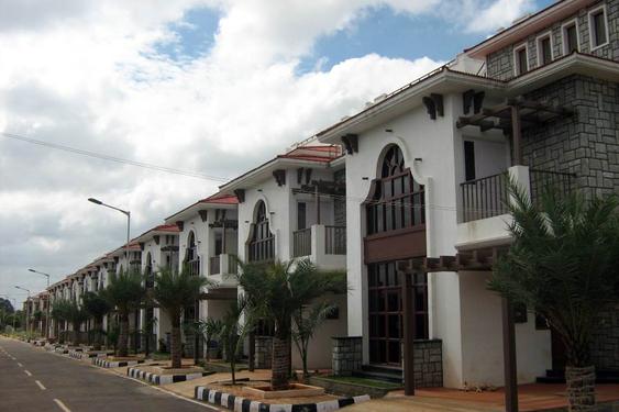 Vakil Encasa Gated Community