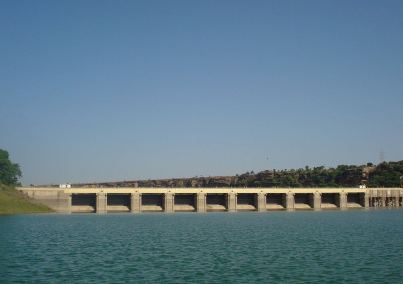 Best places to visit in kota[Kota Barrage]
