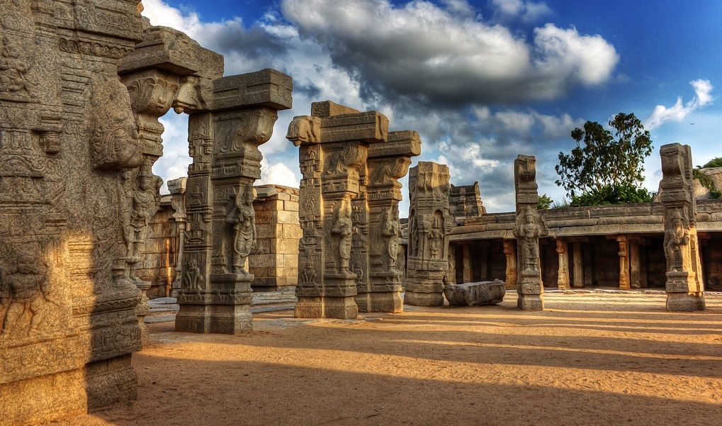 Lepakshi 