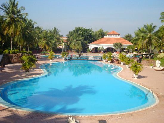 best resorts in bangalore[ Golden Palms Resort]