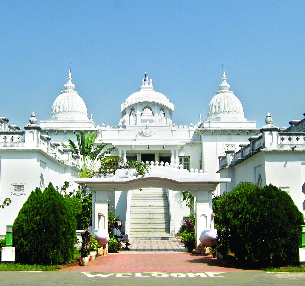 top cbse schools in India[2. Deoghar's Ramakrishna Mission Vidyapith]
