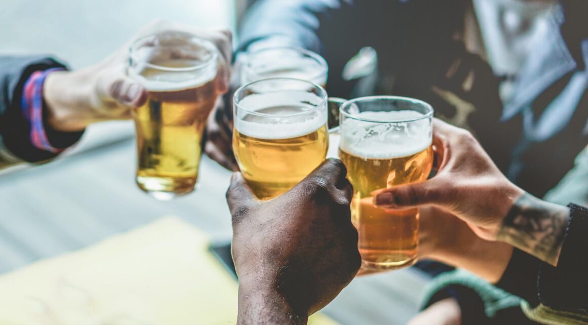 Sip, Savor, Socialize: Pune's Premier Picks – The Top 10 Pubs Experience