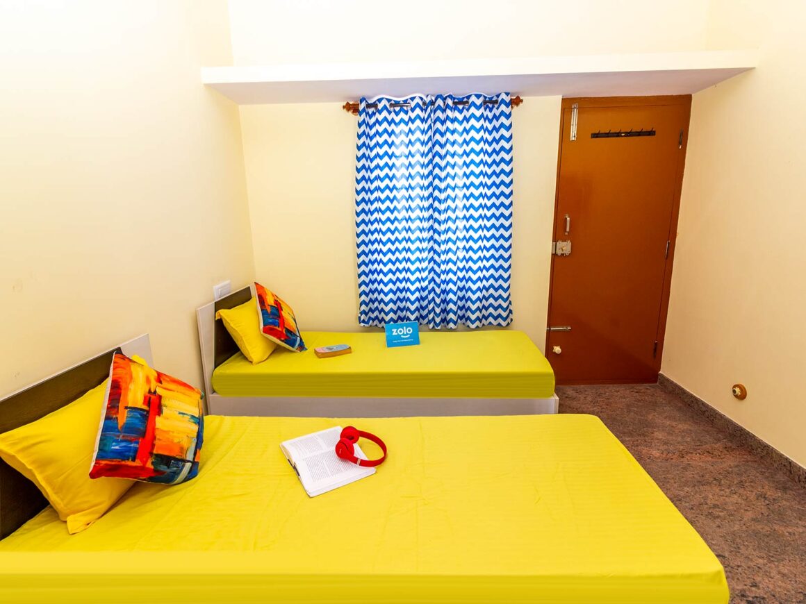 What is the average rent for PG in Pune?