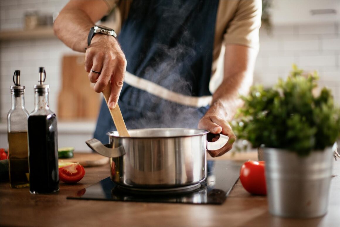 Can I cook in Zolo?