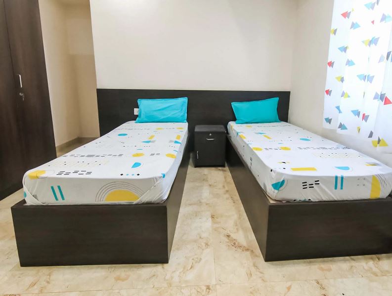 two sharing room in hsr layout